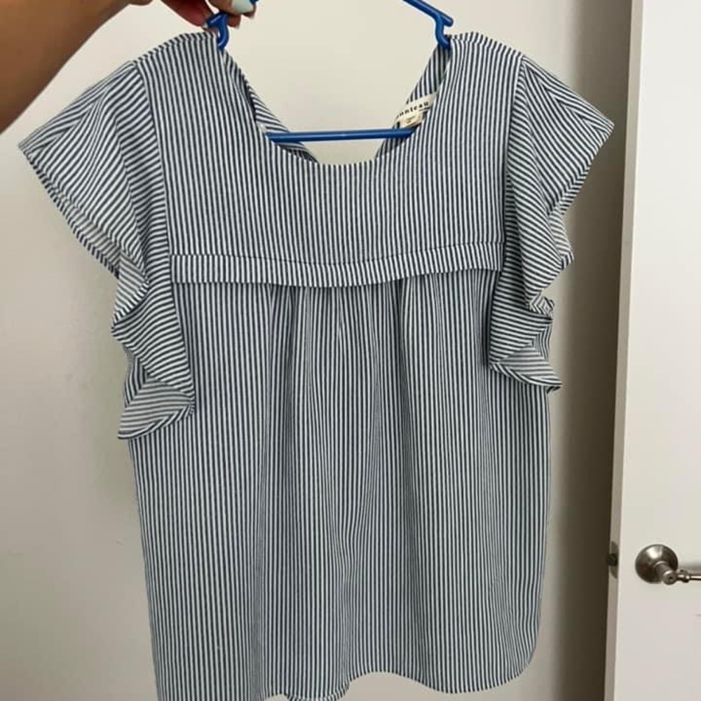 Striped top - small. VGUC